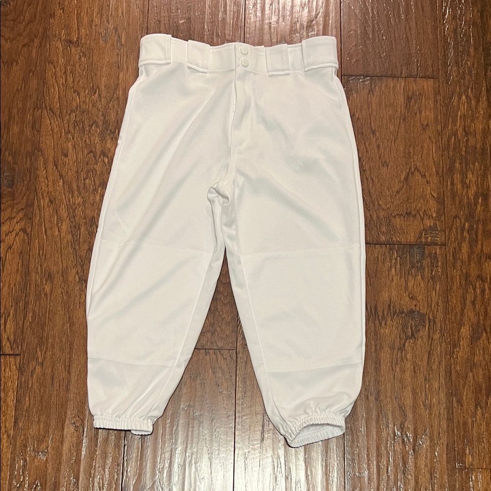 NWOT Kid’s White Baseball Knickers